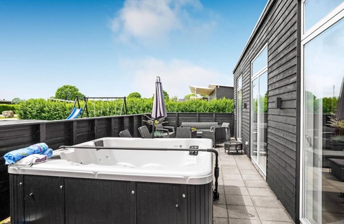 Fynshav House | Stunning home in Haderslev with WiFi