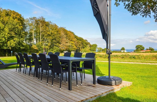 Fynshav House | Stunning home in Haderslev with kitchen