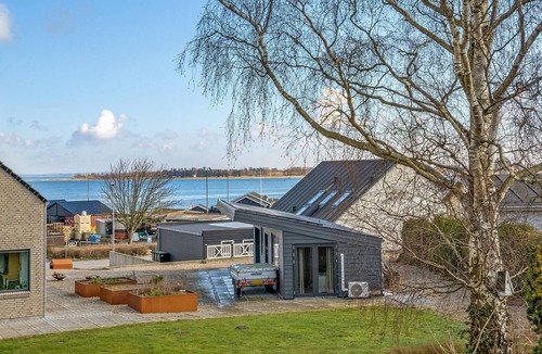 Aarosund House | Stunning home in Haderslev with WiFi