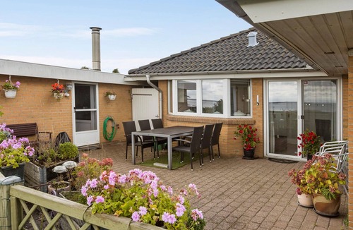 Hejsager Strand House | Stunning home in Haderslev with WiFi