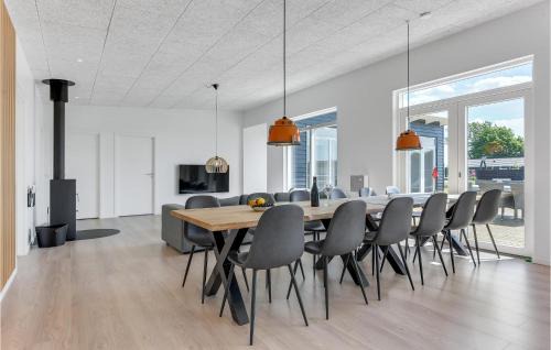 Fynshav House | Stunning Home In Haderslev With Sauna