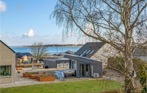 Aarosund House | Stunning Home In Haderslev With Wifi