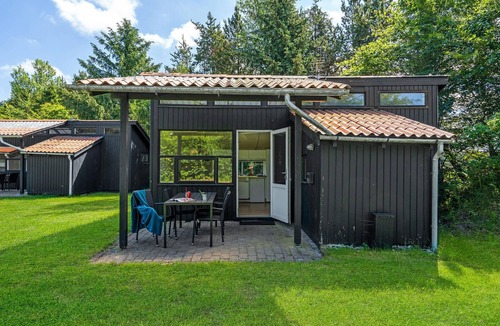 Hampen House | Stunning home in Hampen with WiFi