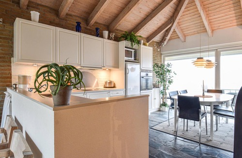 Harboore House | Stunning home in Harboøre with WiFi