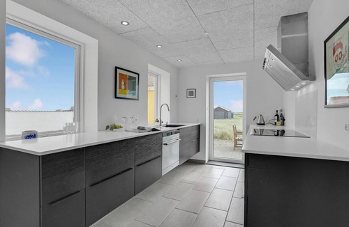 Harboore House | Stunning home in Harboøre with WiFi