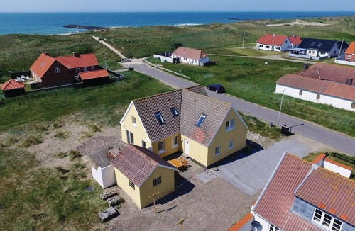 Harboore House | Stunning home in Harboøre with WiFi