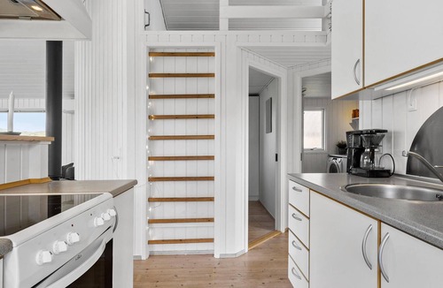 Harboore House | Stunning home in Harboøre with WiFi