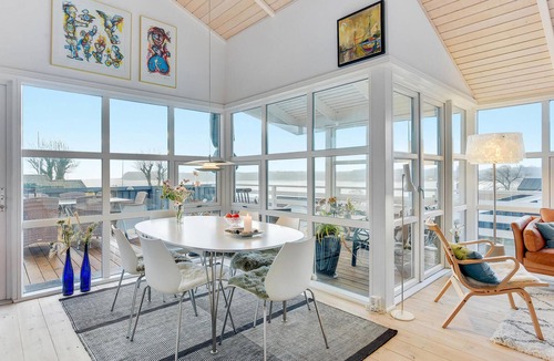 Hejlsminde House | Stunning home in Hejls with house sea view