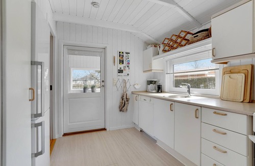 Hejlsminde Strand House | Stunning home in Hejls with WiFi
