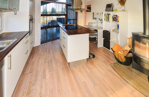 Hirtshals House | Stunning home in Hirtshals with sauna