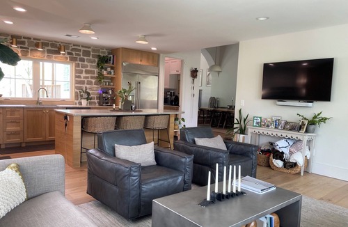 Franklin House | Stunning Home in Historic Franklin, TNnnWalk to Downtown, pickleball, & coffee!
