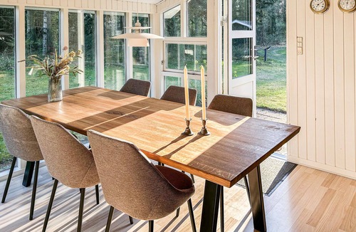 Sundstrup House | Stunning home in Højslev with WiFi