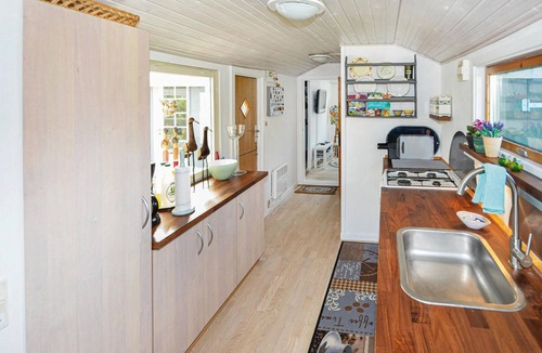 Hornslet House | Stunning home in Hornslet with WiFi