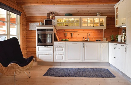 Østerskov House | Stunning home in Humble with sauna
