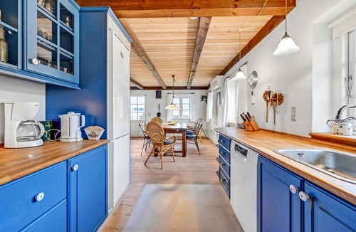 Bjerregard Strand House | Stunning home in Hvide Sande with sauna