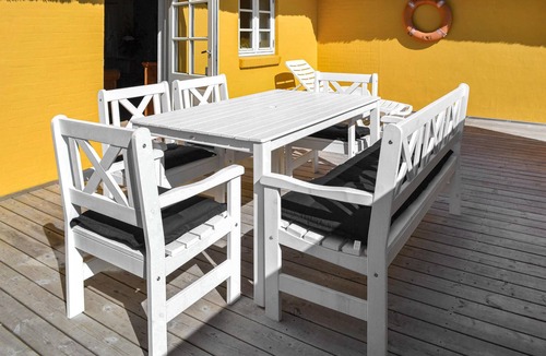 Bjerregard Strand House | Stunning home in Hvide Sande with sauna