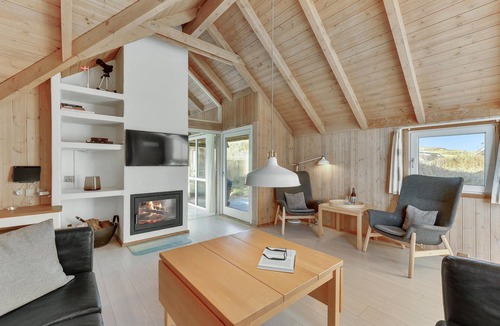 Haurvig House | Stunning home in Hvide Sande with sauna