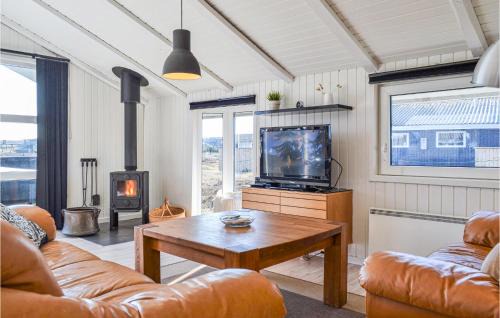 Bjerregard Strand House | Stunning Home In Hvide Sande With Sauna