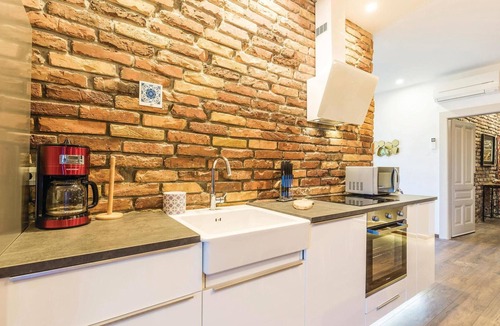 Poljane House | Stunning home in Icici