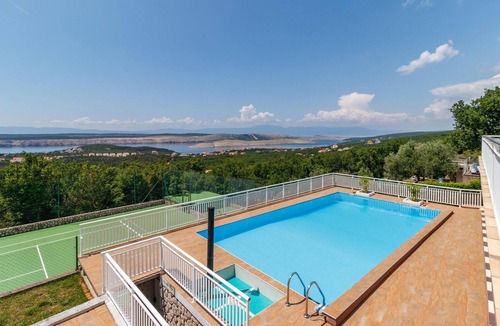Jadranovo House | Stunning home in Jadranovo