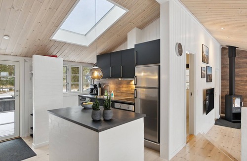 Jerup House | Stunning home in Jerup with WiFi