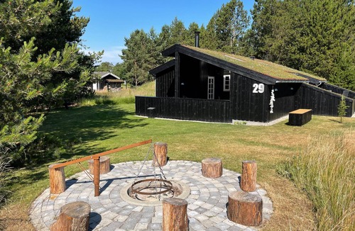 Jerup House | Stunning home in Jerup with WiFi