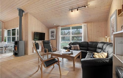 Strandby House | Stunning Home In Jerup With Kitchen