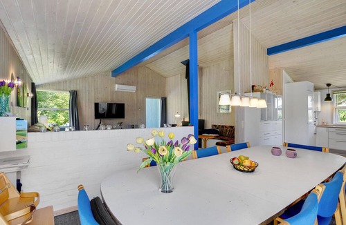 Pøt Strandby House | Stunning home in Juelsminde with WiFi