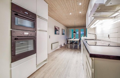 Pøt Strandby House | Stunning home in Juelsminde with sauna