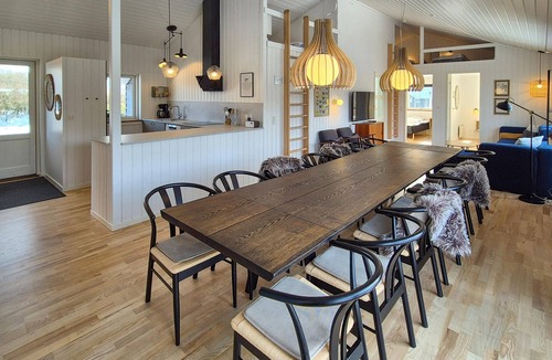 Pøt Strandby House | Stunning home in Juelsminde with WiFi