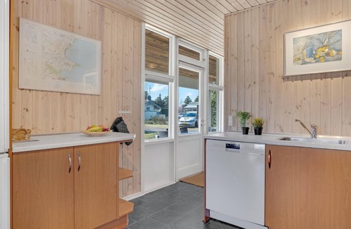 Juelsminde House | Stunning home in Juelsminde with WiFi