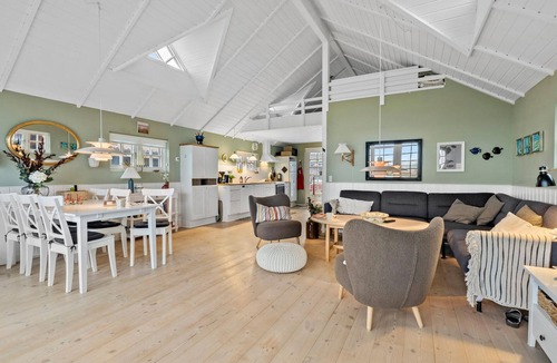Juelsminde House | Stunning home in Juelsminde with WiFi
