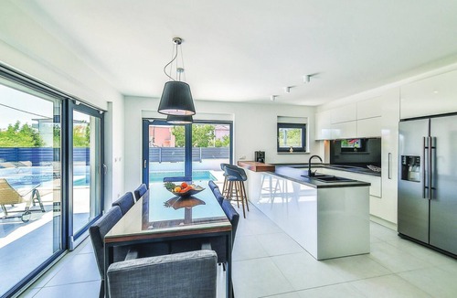 Kastel Novi House | Stunning home in Kastel Novi