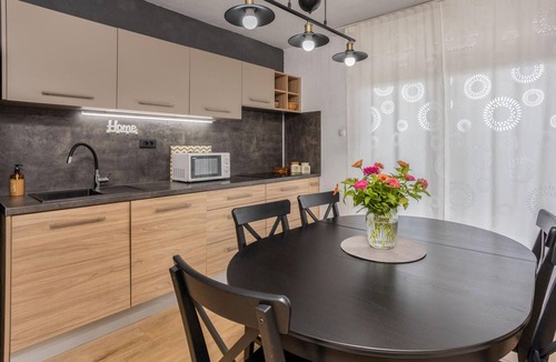 Karlobag House | Stunning home in Karlobag with WiFi