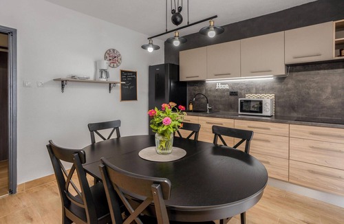 Karlobag House | Stunning home in Karlobag with WiFi