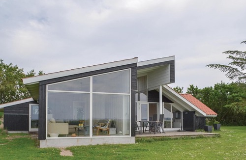 Knebel House | Stunning home in Knebel