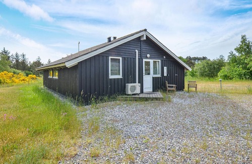 Knebel House | Stunning home in Knebel with kitchen