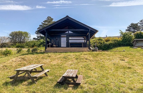 Knebel House | Stunning home in Knebel with WiFi