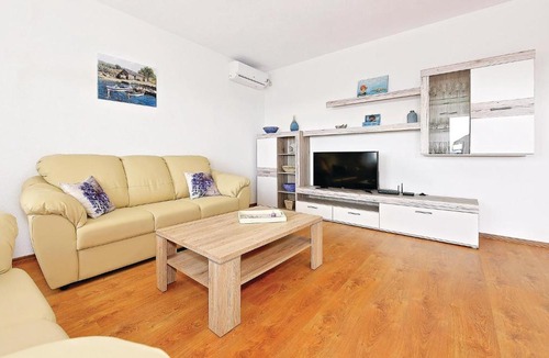 Velim House | Stunning Home In Krkovic With Wifi