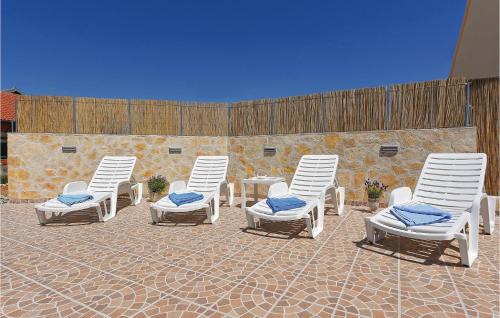 Velim House | Stunning Home In Krkovic With Wifi