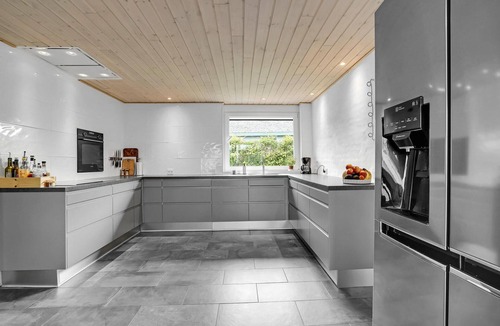 Kollund House | Stunning home in Kruså with WiFi