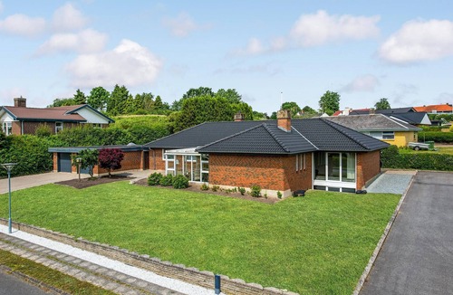 Kollund House | Stunning home in Kruså with WiFi