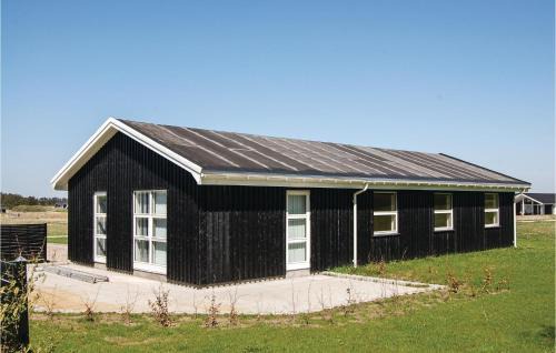 Grønhøj House | Stunning Home In Løkken With Sauna