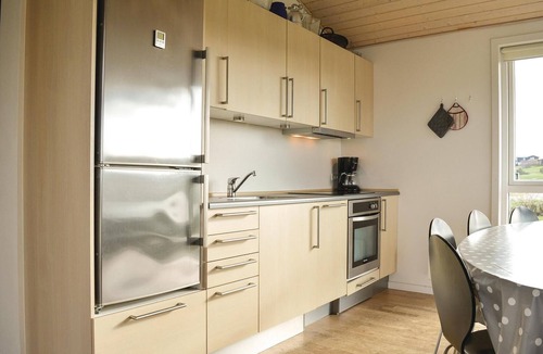 Lemvig House | Stunning home in Lemvig with kitchen