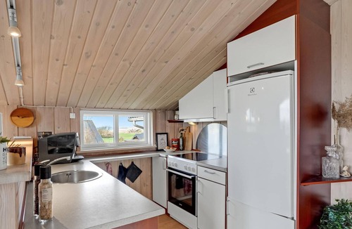 Lemvig House | Stunning home in Lemvig with WiFi