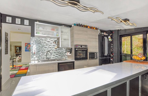 Les Cluses House | Stunning home in Les Cluses