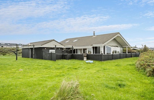 Nørre Lyngby House | Stunning home in Løkken with WiFi