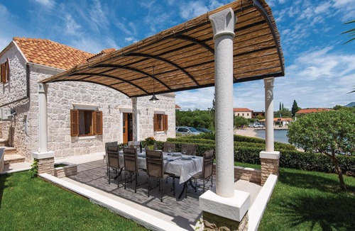 Loviste House | Stunning home in Loviste