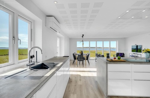 Lundby House | Stunning home in Lundby with kitchen