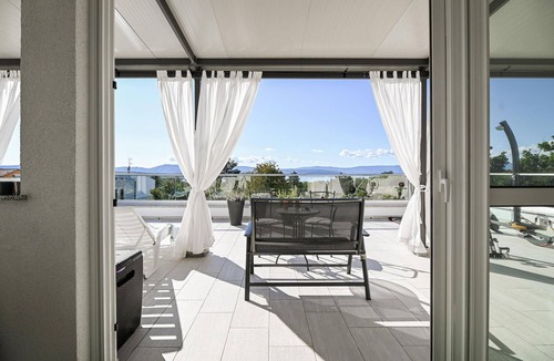 Sveti Vid-Miholjice House | Stunning home in Malinska with heated swimming pool